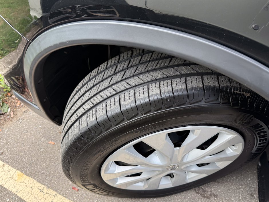 2017 Nissan Rogue S-22