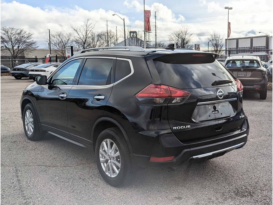 2018 Nissan Rogue SV-5