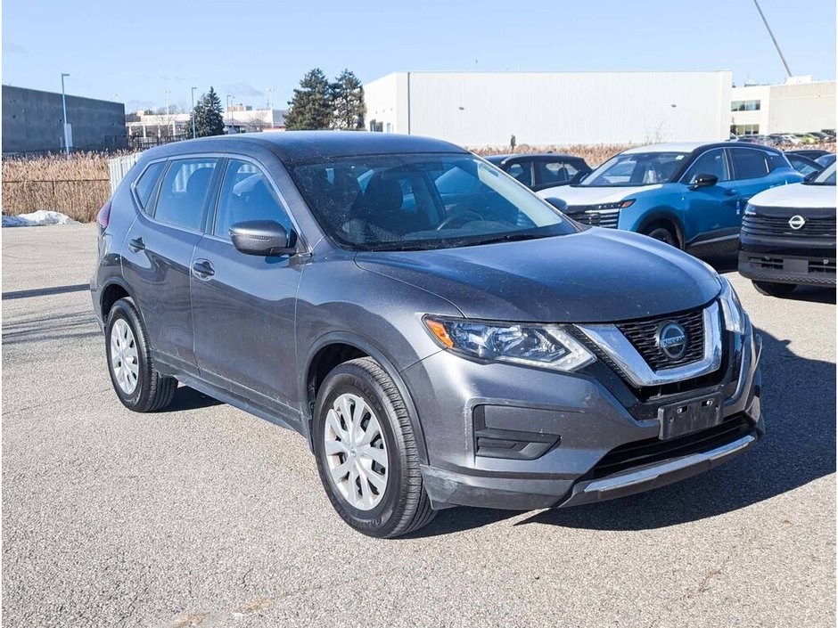 2018 Nissan Rogue S-8