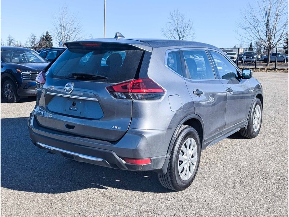 2018 Nissan Rogue S-6