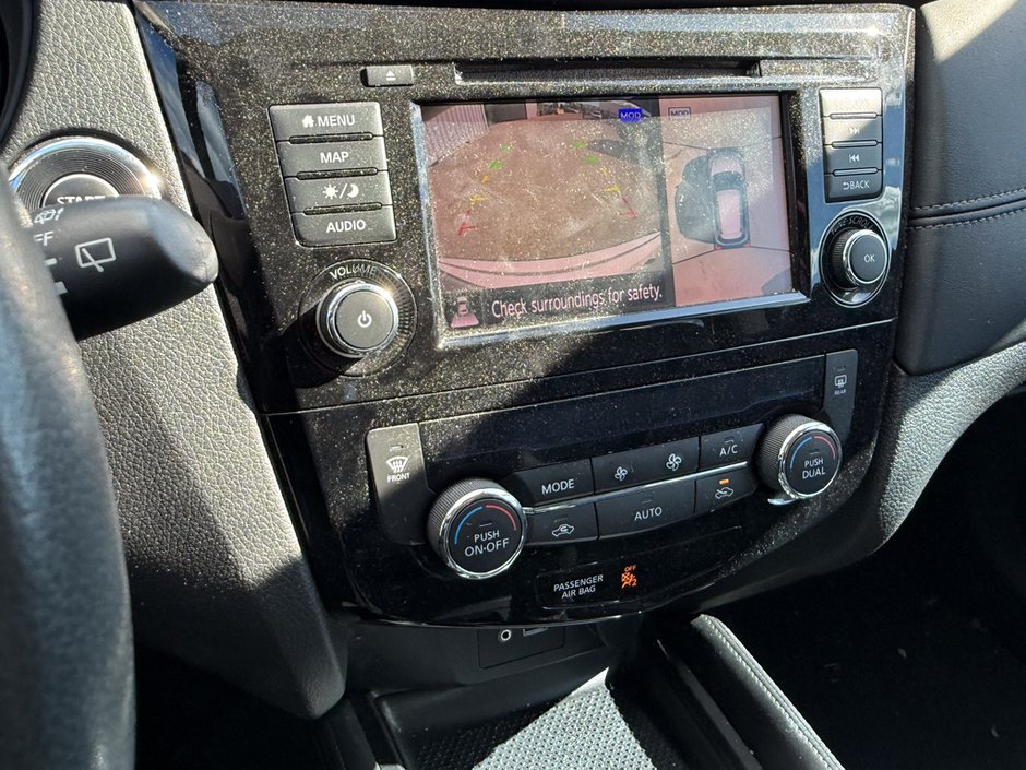 2018 Nissan Rogue SL-26