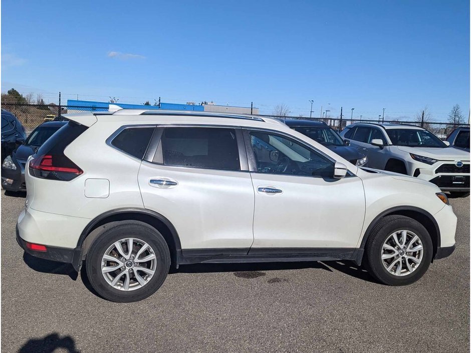 2019 Nissan Rogue SV-8