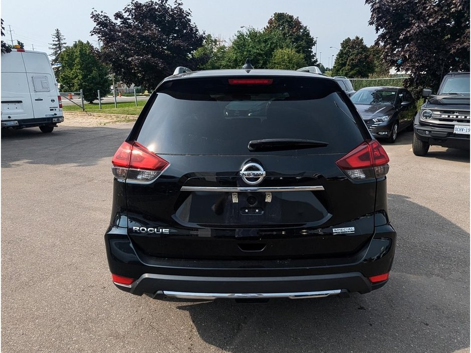 2020 Nissan Rogue S-7