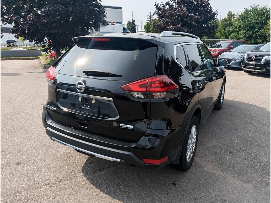 2020 Nissan Rogue S-8