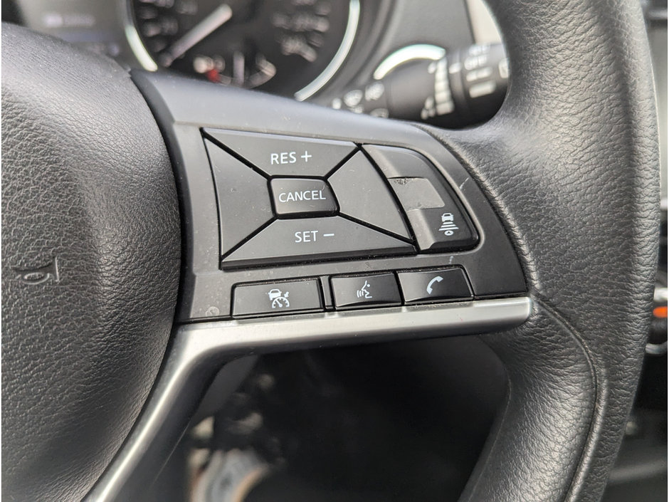 2020 Nissan Rogue SV-25