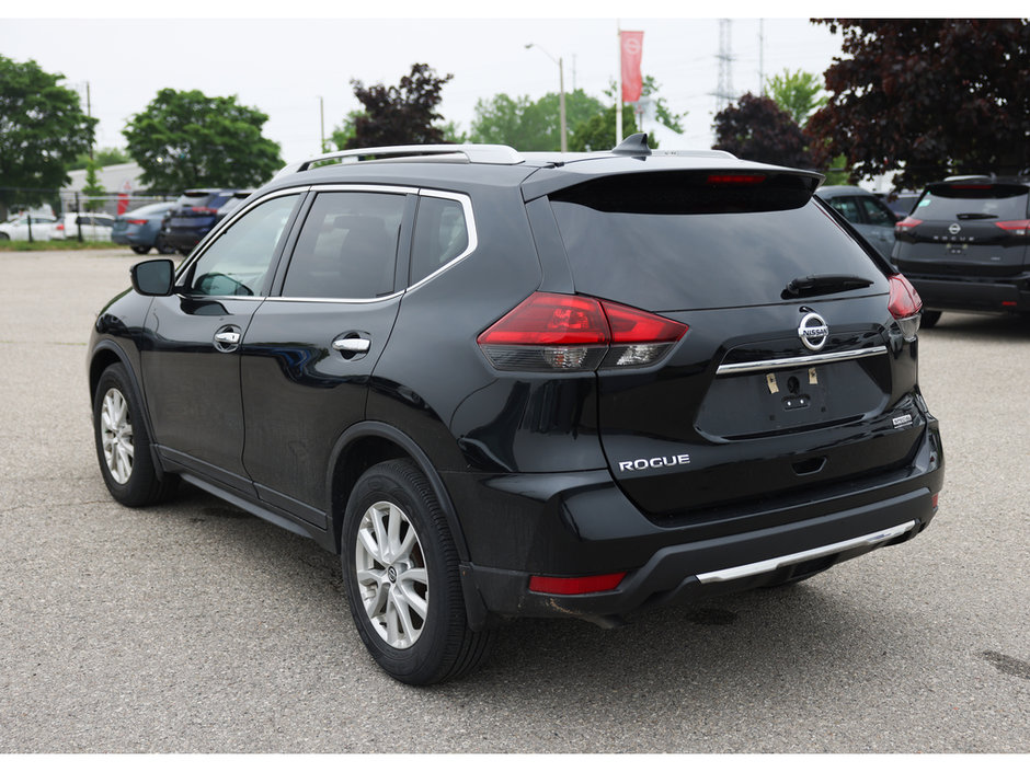 2020 Nissan Rogue S-6