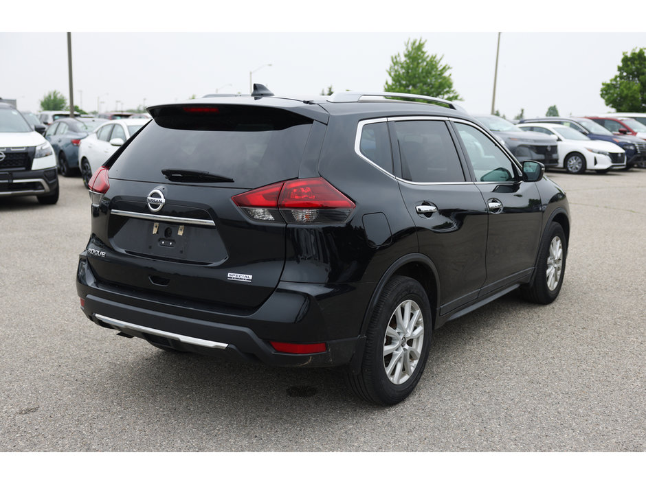 2020 Nissan Rogue S-8