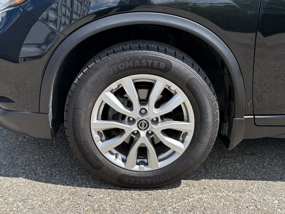 2020 Nissan Rogue SV-11