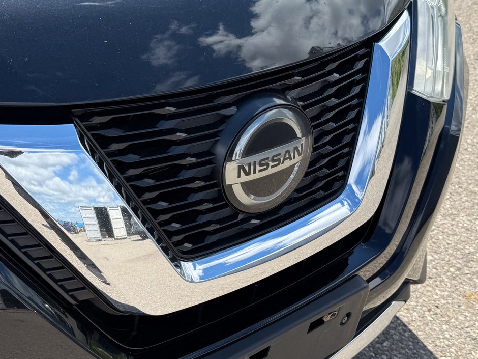 2020 Nissan Rogue SV-10