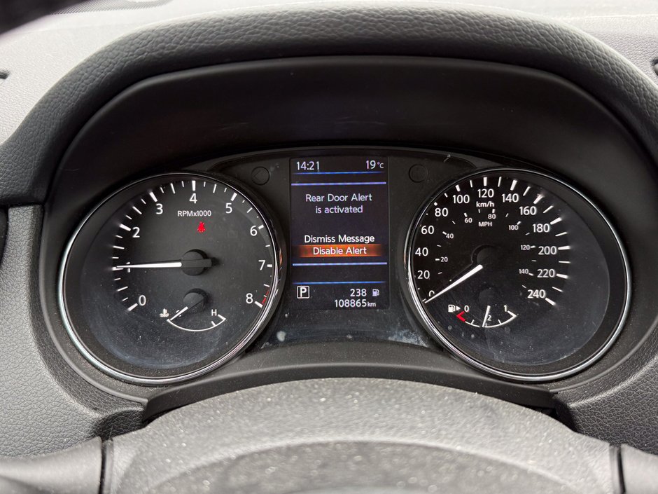 2020 Nissan Rogue S-11