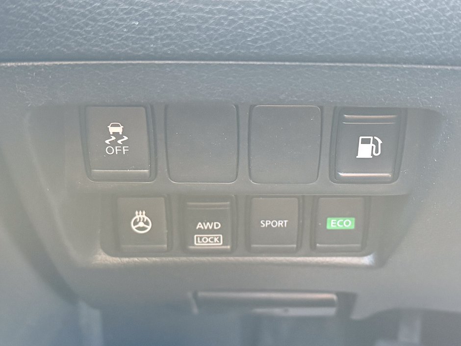 2020 Nissan Rogue S-25