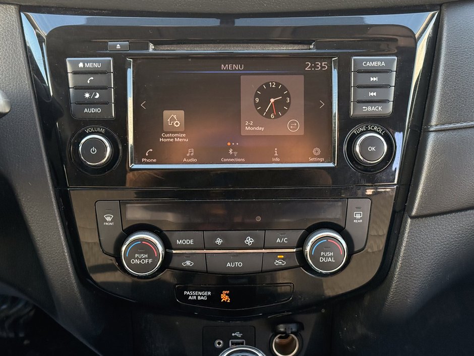 2020 Nissan Rogue S-16