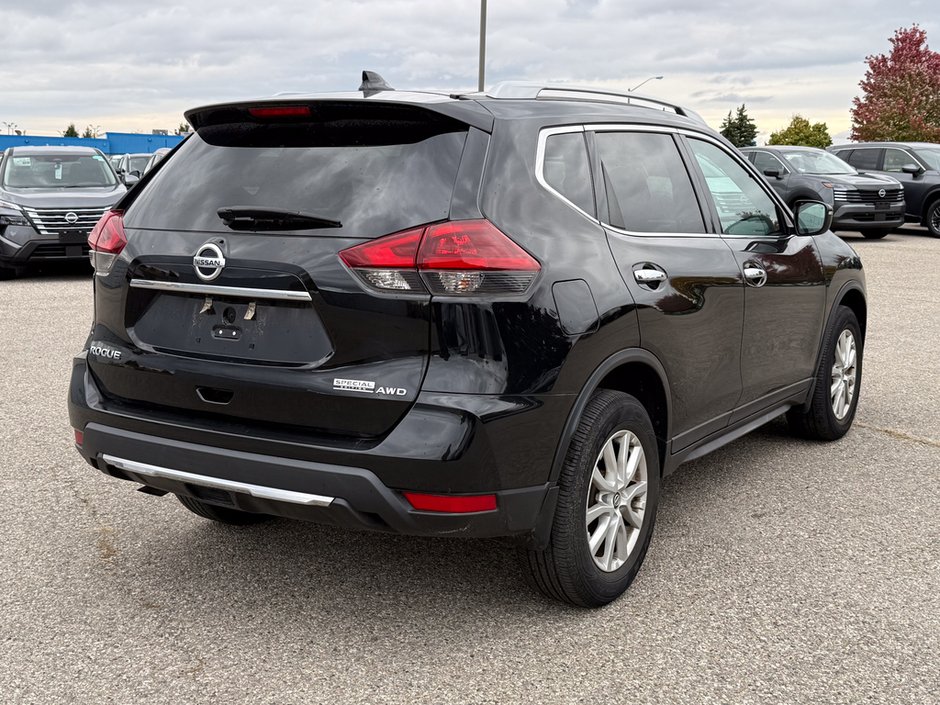 2020 Nissan Rogue S-6