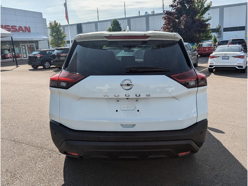 2021 Nissan Rogue S-8