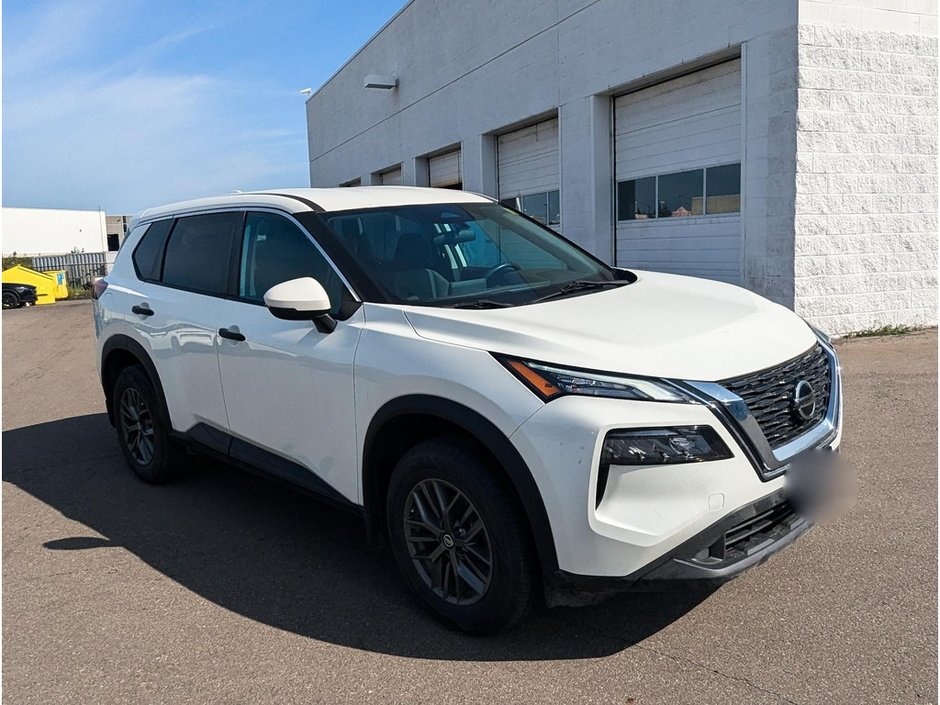 2021 Nissan Rogue S-11