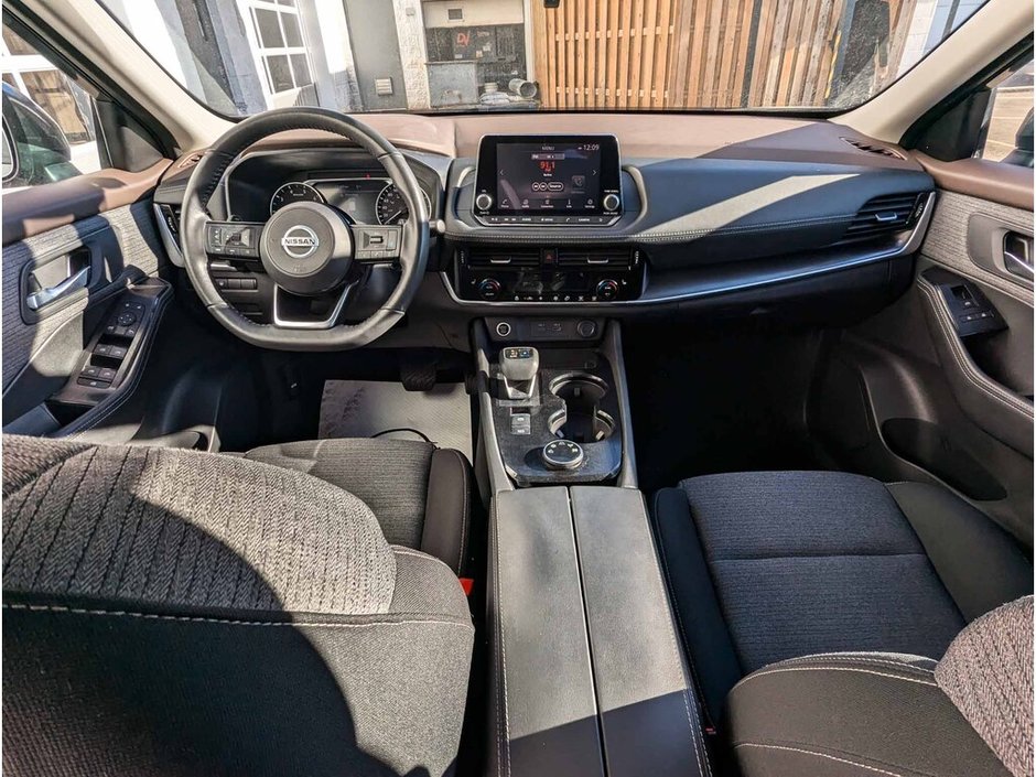 2021 Nissan Rogue SV-23