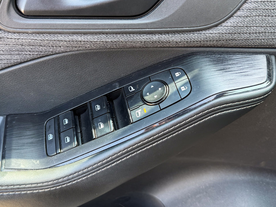 2021 Nissan Rogue S-16