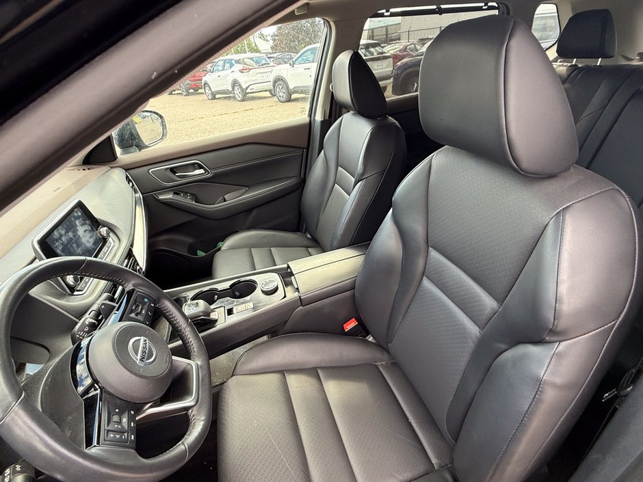 2021 Nissan Rogue SV-18