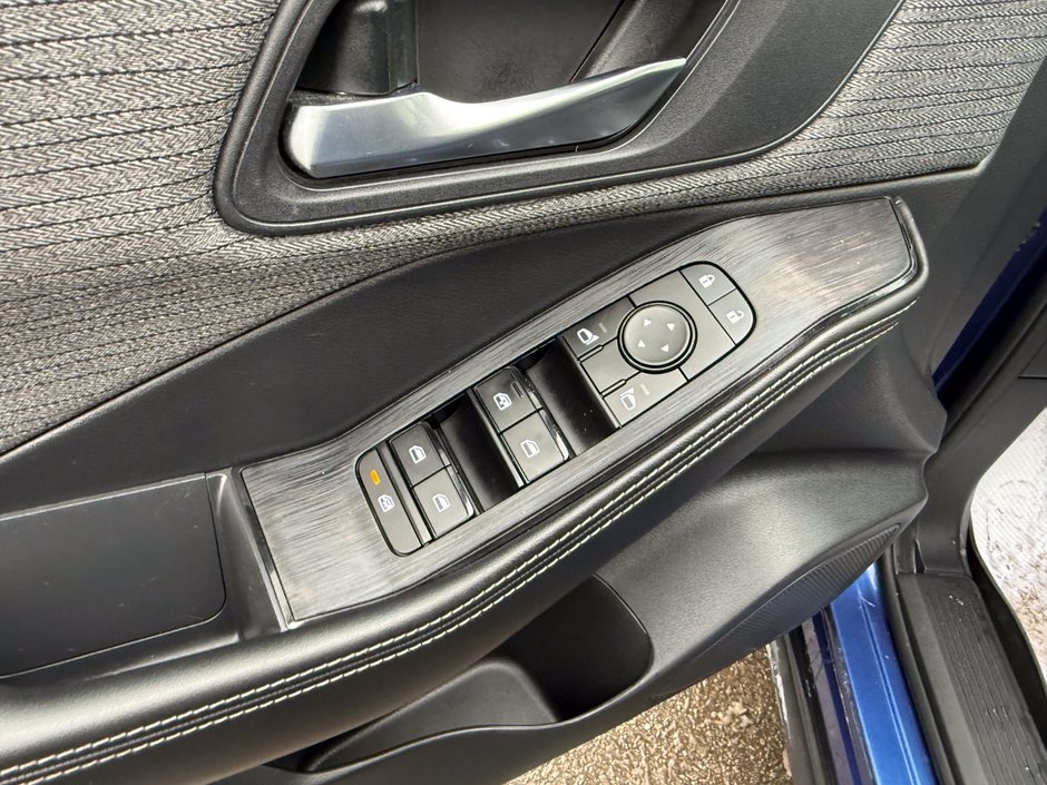 2021 Nissan Rogue SV-16