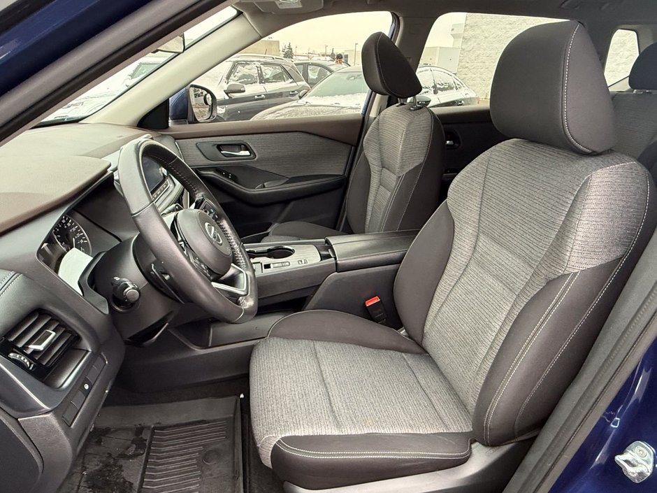 2021 Nissan Rogue SV-17