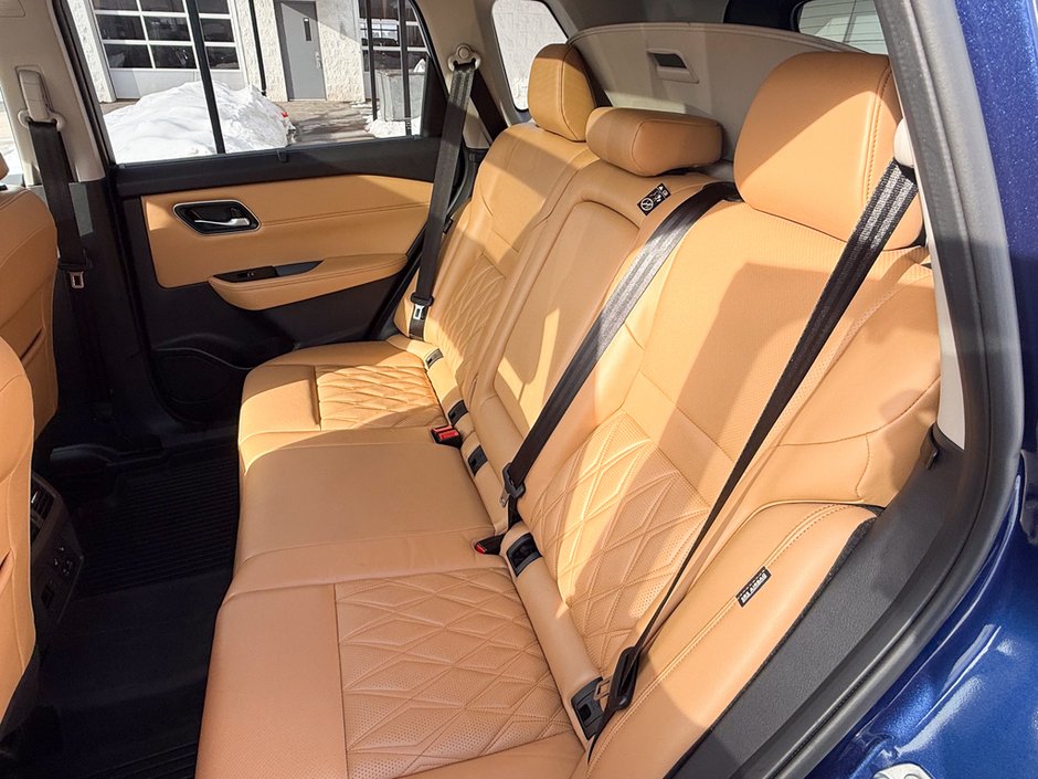 2021 Nissan Rogue Platinum-13