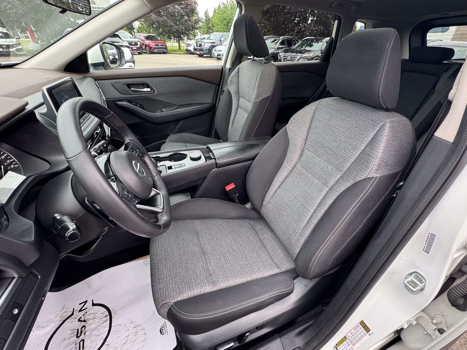 2021 Nissan Rogue SV-19