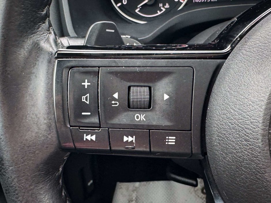 2021 Nissan Rogue SV-22