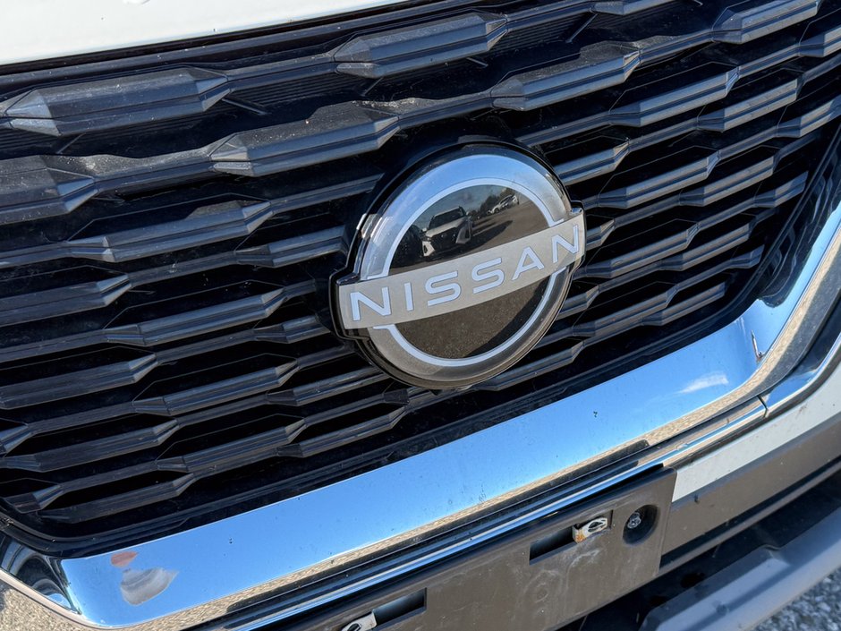 2022 Nissan Rogue SV-10