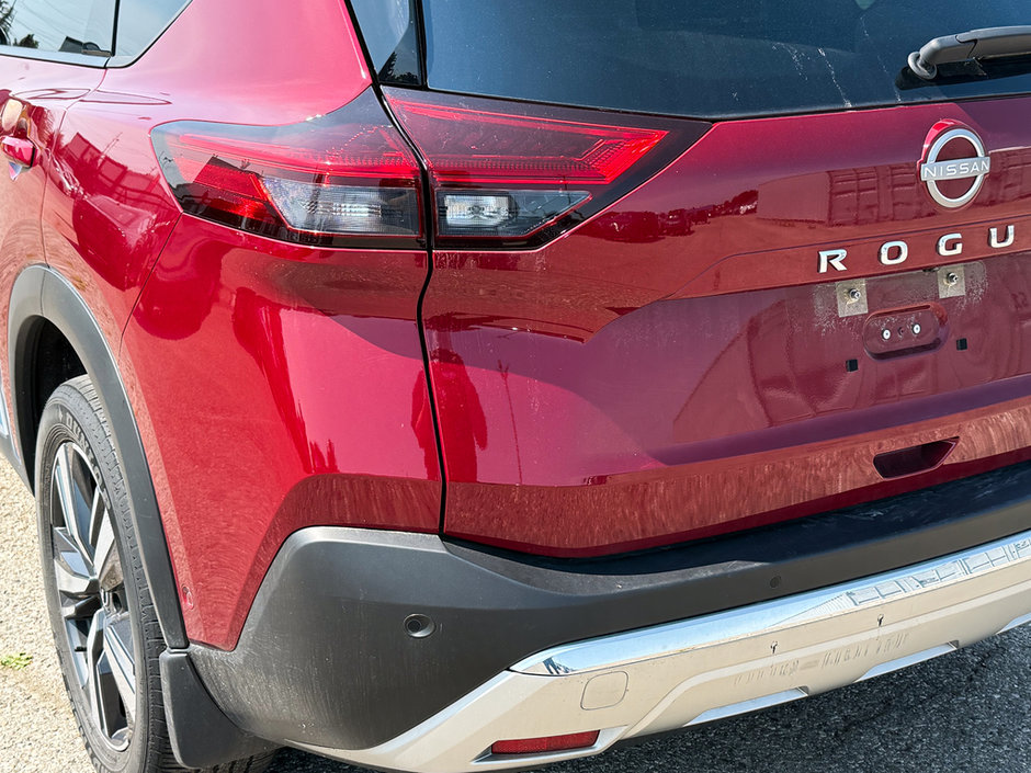 2023 Nissan Rogue Platinum-12