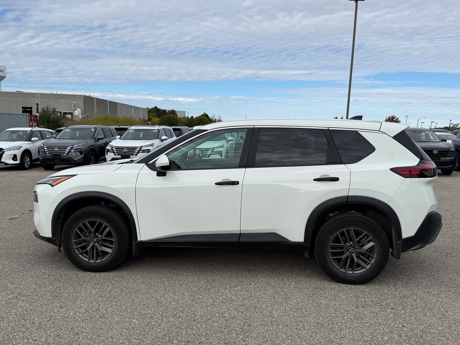 2023 Nissan Rogue S-3