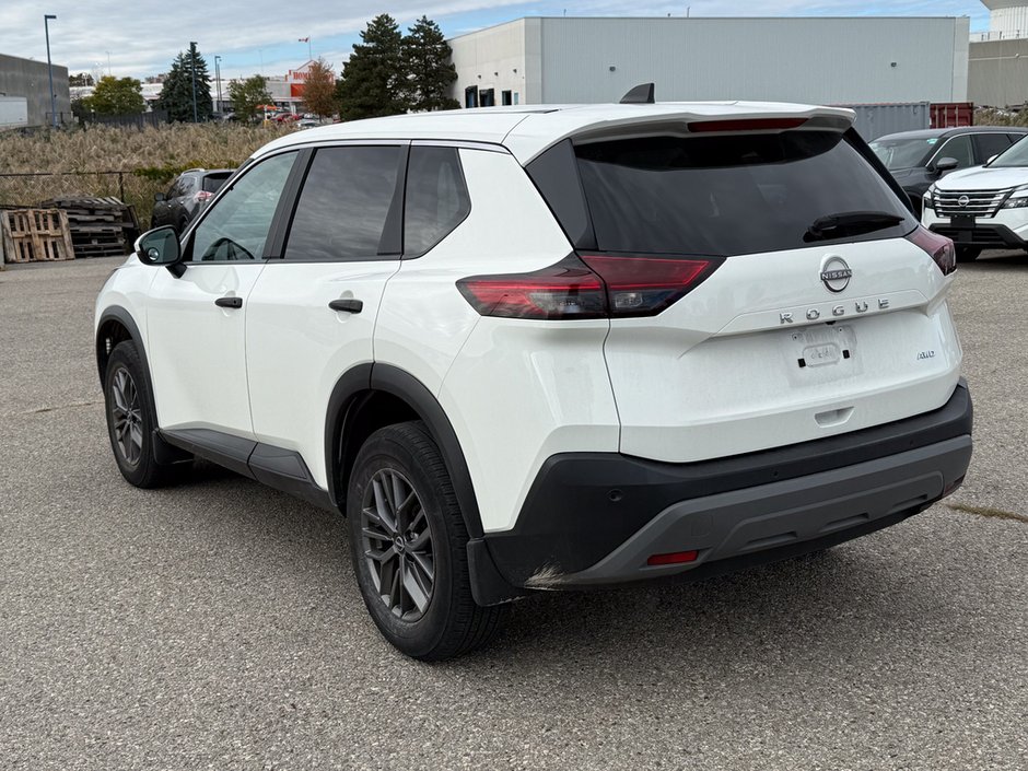 2023 Nissan Rogue S-4