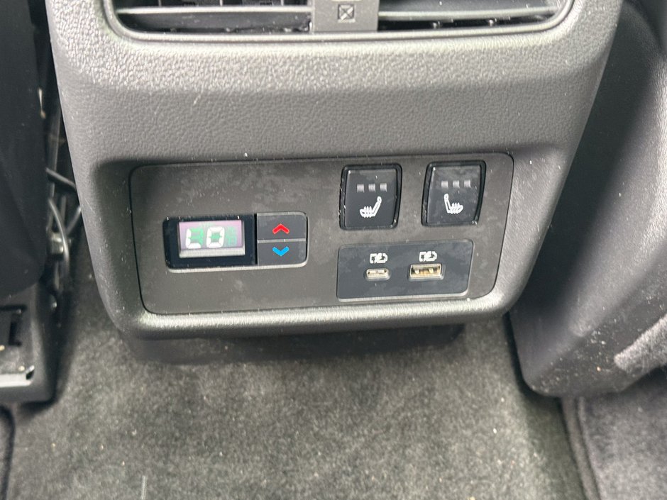 2023 Nissan Rogue Platinum-8