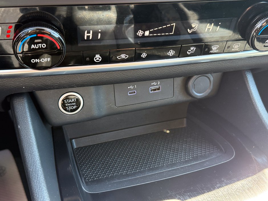 2023 Nissan Rogue S-24