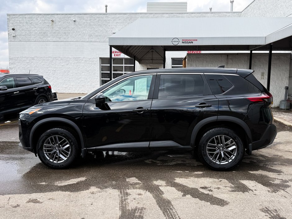 2023 Nissan Rogue S-3