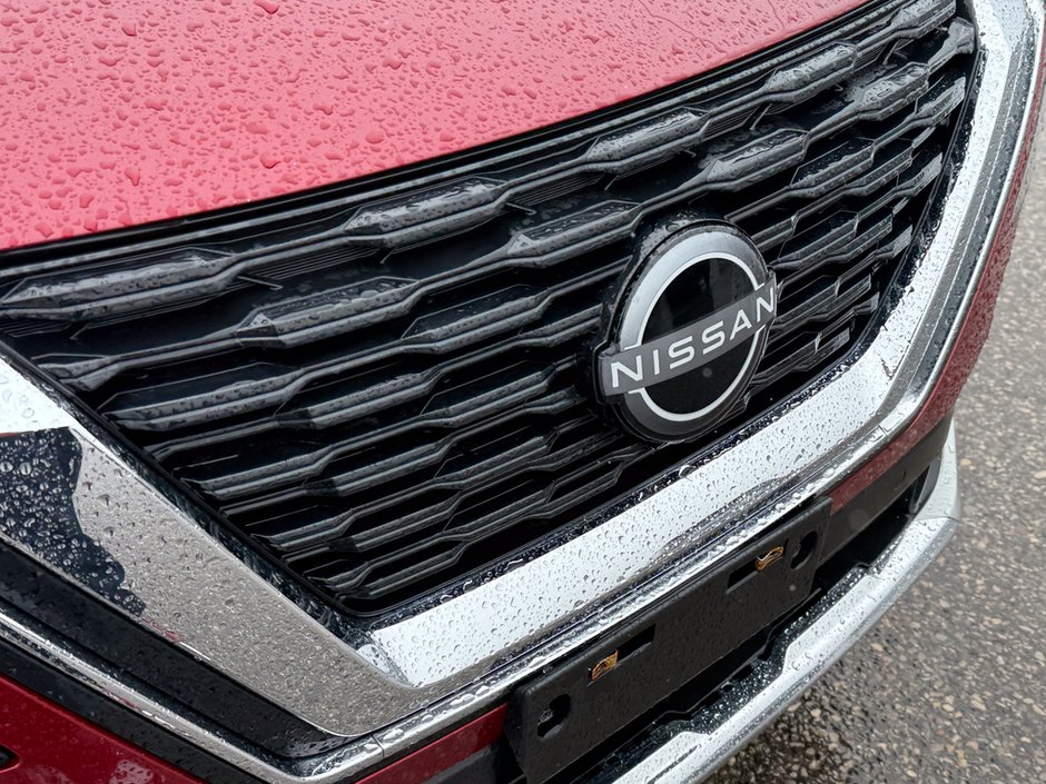 2023 Nissan Rogue Platinum-9