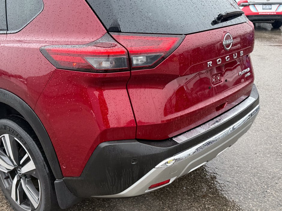 2023 Nissan Rogue Platinum-11
