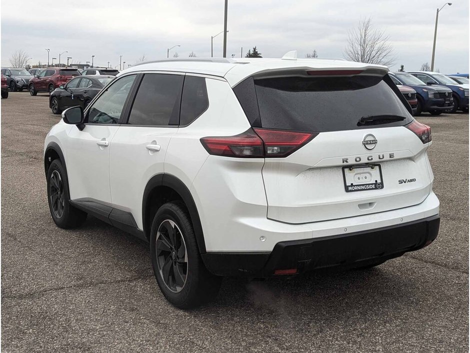 2024 Nissan Rogue SV-5