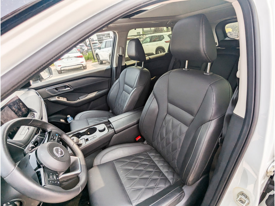 2024 Nissan Rogue Platinum-21