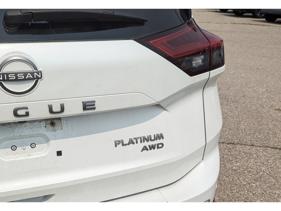 2024 Nissan Rogue Platinum-13