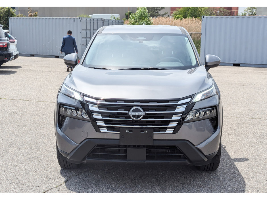 2024 Nissan Rogue S-2