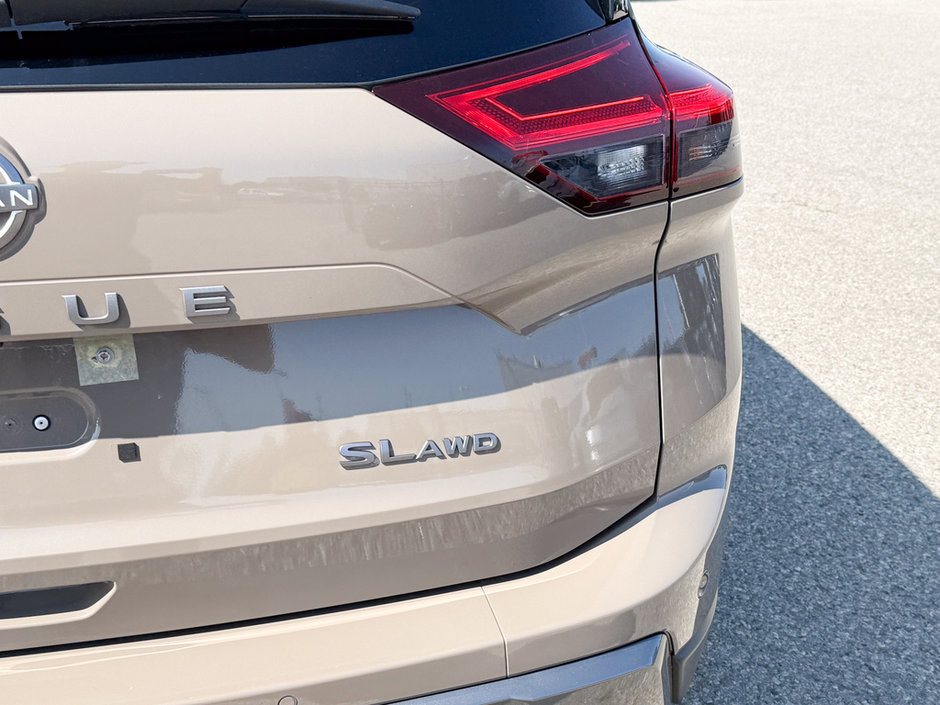 2024 Nissan Rogue SL-13