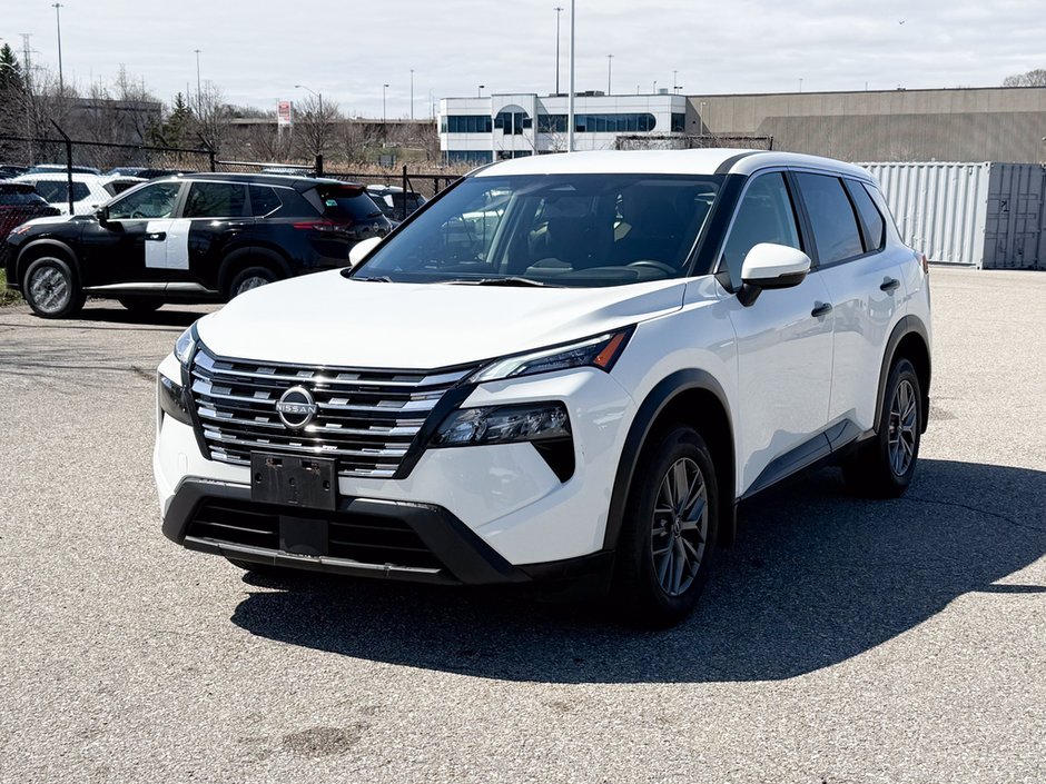 2024 Nissan Rogue S-2