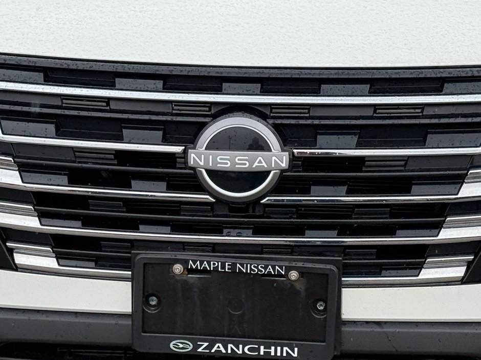 2024 Nissan Rogue S-9