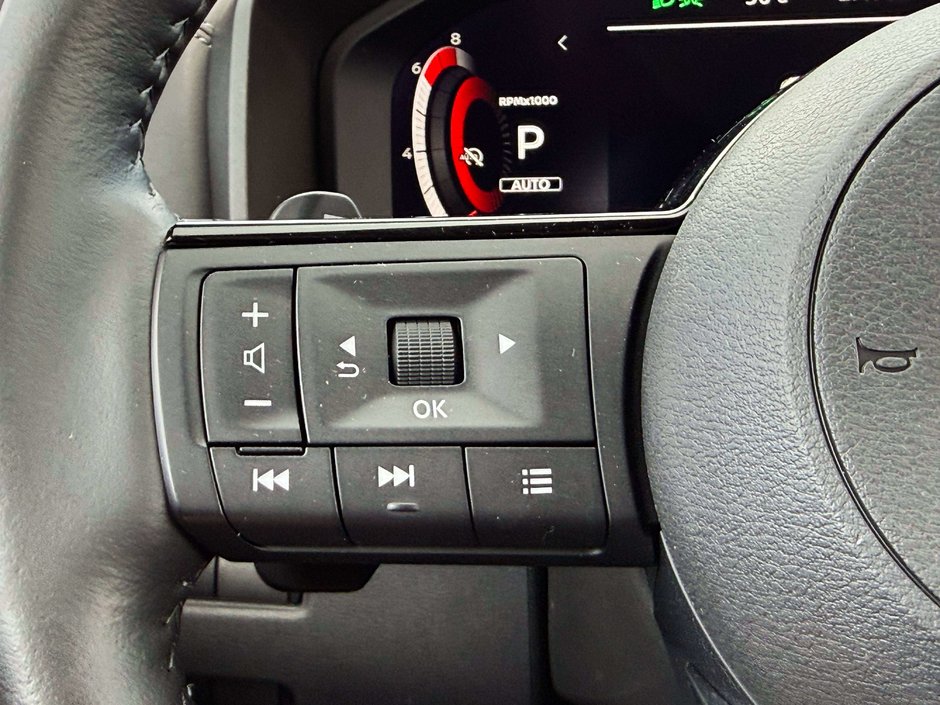 2024 Nissan Rogue Platinum-25