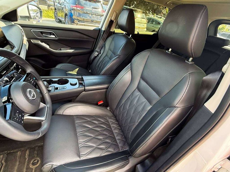 2024 Nissan Rogue Platinum-21