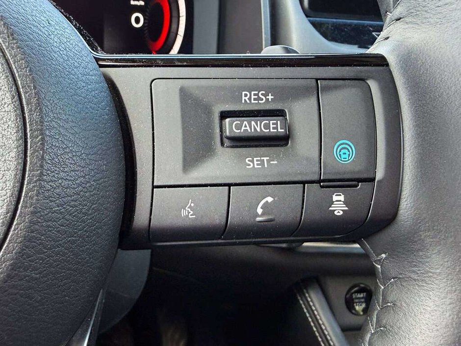 2024 Nissan Rogue Platinum-23