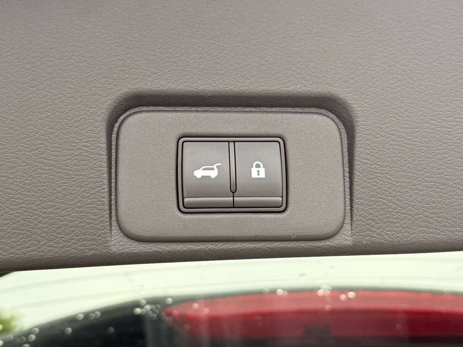 2024 Nissan Rogue Platinum-15