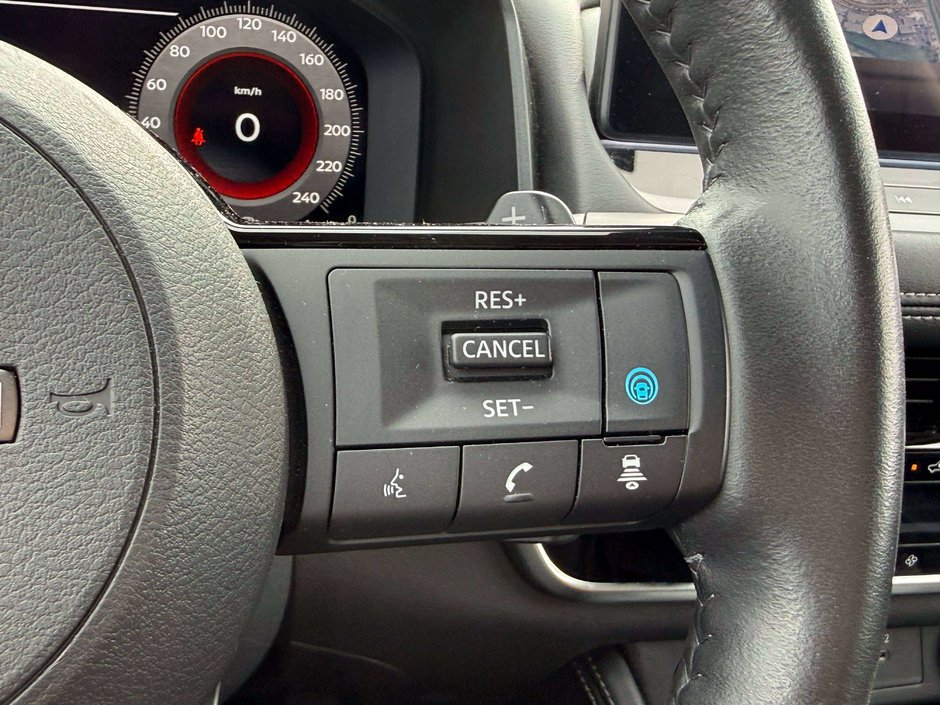 2024 Nissan Rogue Platinum-21