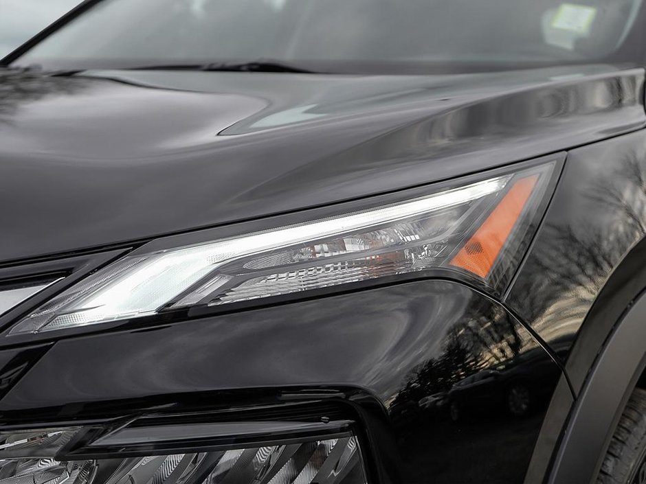 2025 Nissan Rogue SV MOONROOF-9