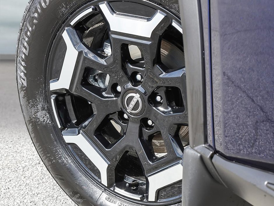 2025 Nissan Rogue 60th ANNIVERSARY EDITION-7